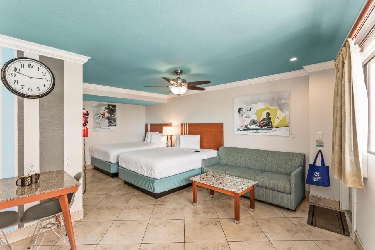 Plaza Beach Hotel - Beachfront Resort St. Pete Beach Exterior photo